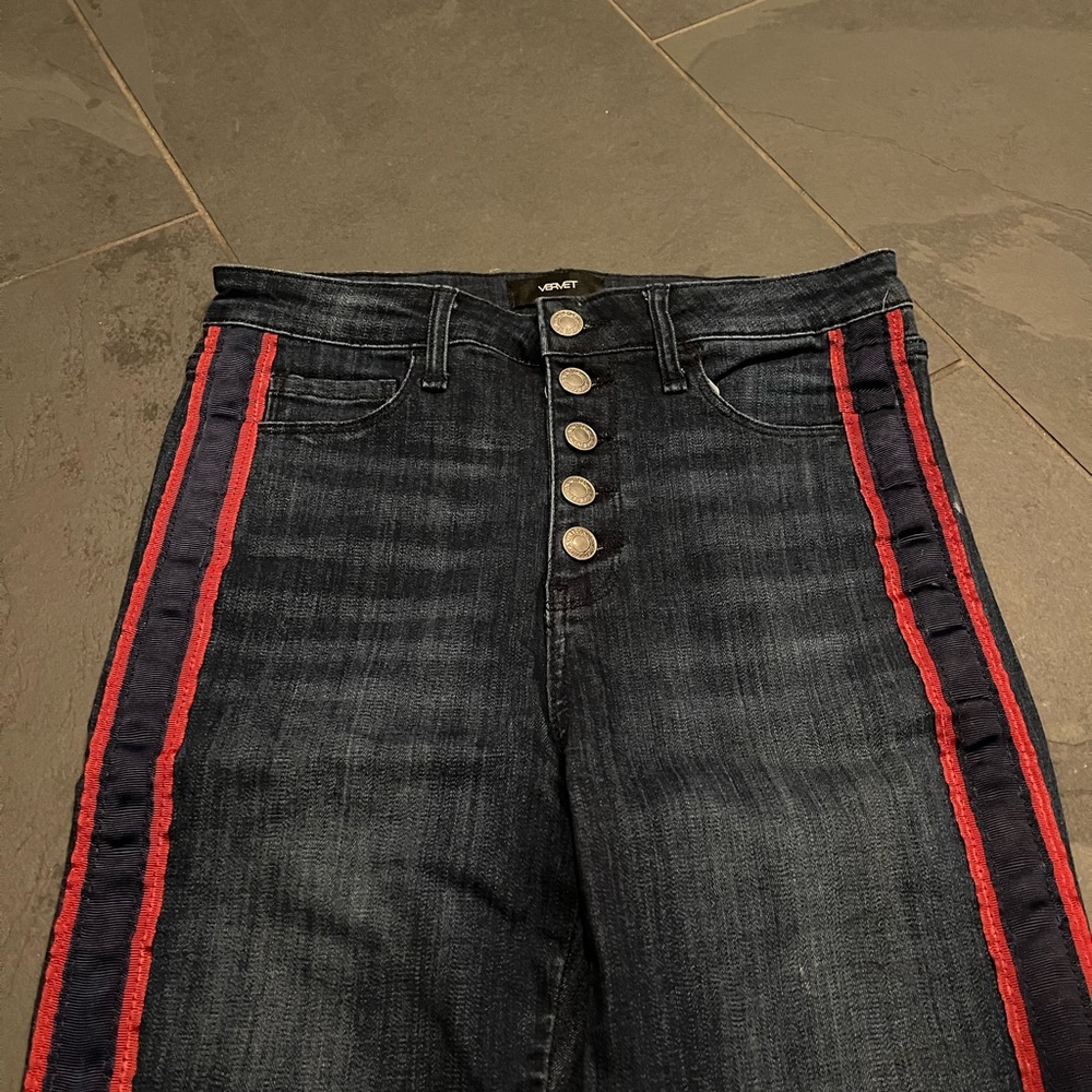 Vervet boot crop. Size 28.